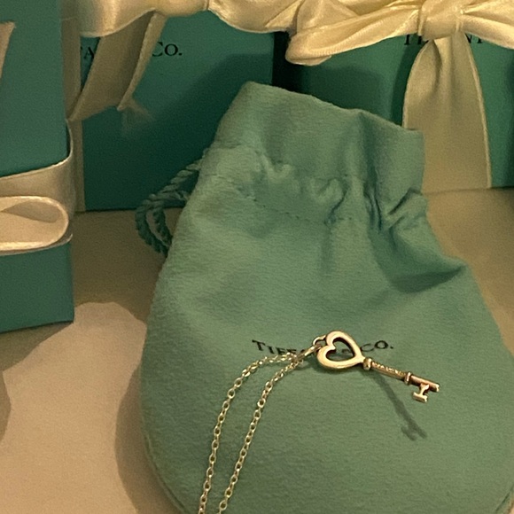 Tiffany & Co. Key Necklace. - Picture 2 of 8